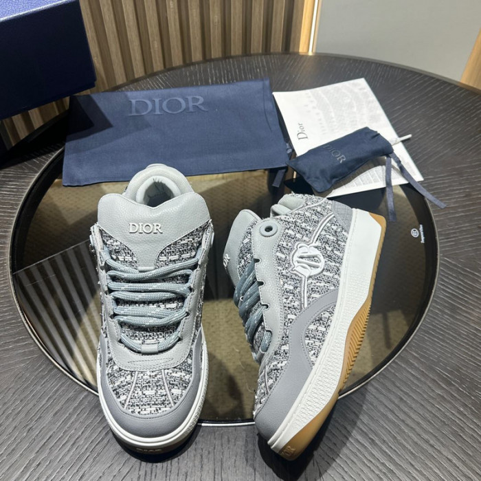 D1OR B9s SNEAKER