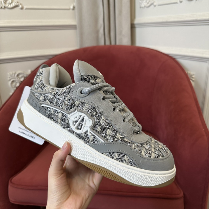D1OR B9s SNEAKER