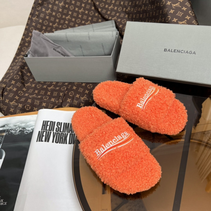 BLCG SANDALS