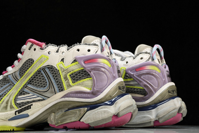 BLCG RUNNER SNEAKER