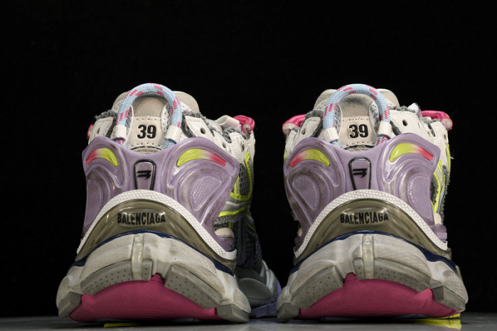 BLCG RUNNER SNEAKER