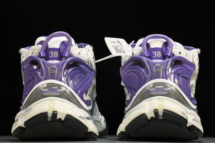 BLCG RUNNER SNEAKER
