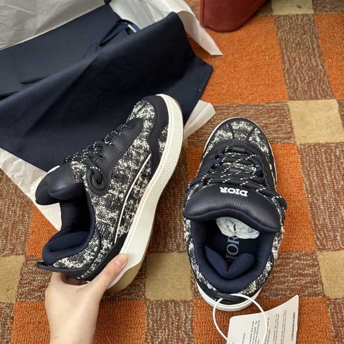 D1OR B9s SNEAKER