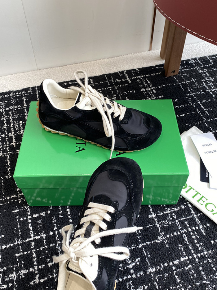 B0tte*a vene*ta orbit sneakers
