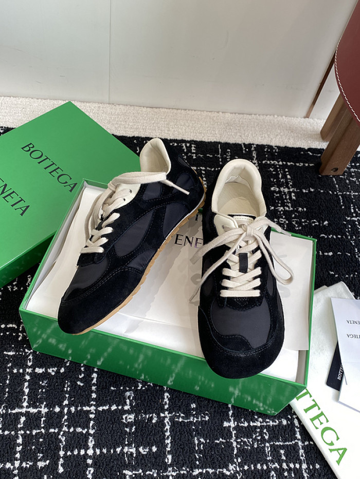B0tte*a vene*ta orbit sneakers