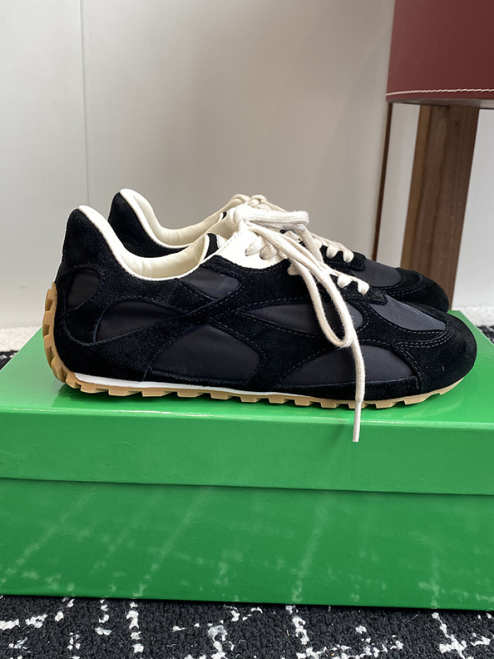 B0tte*a vene*ta orbit sneakers