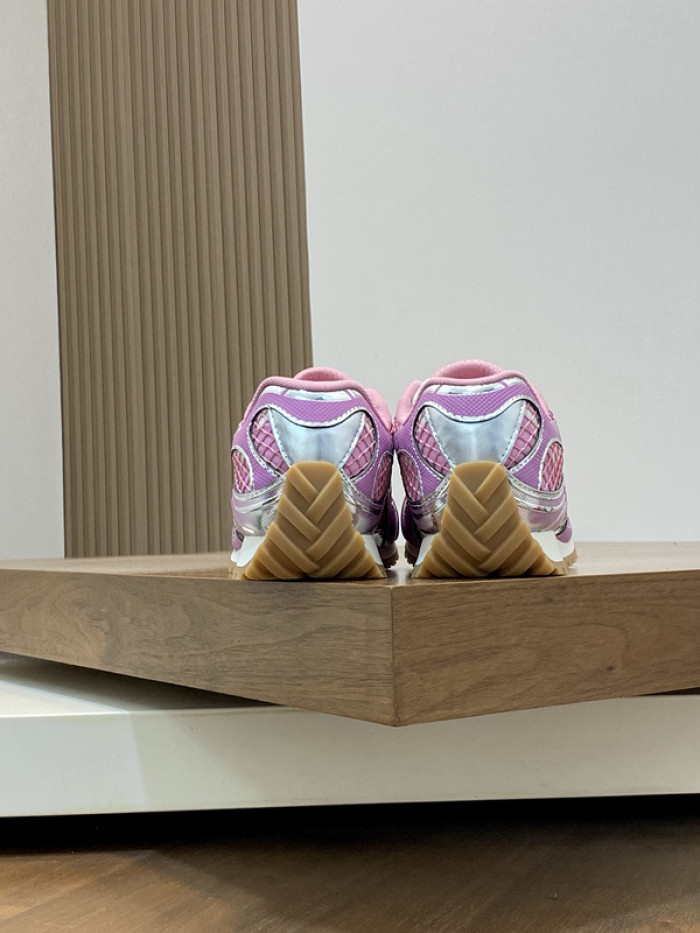B0tte*a vene*ta orbit sneakers