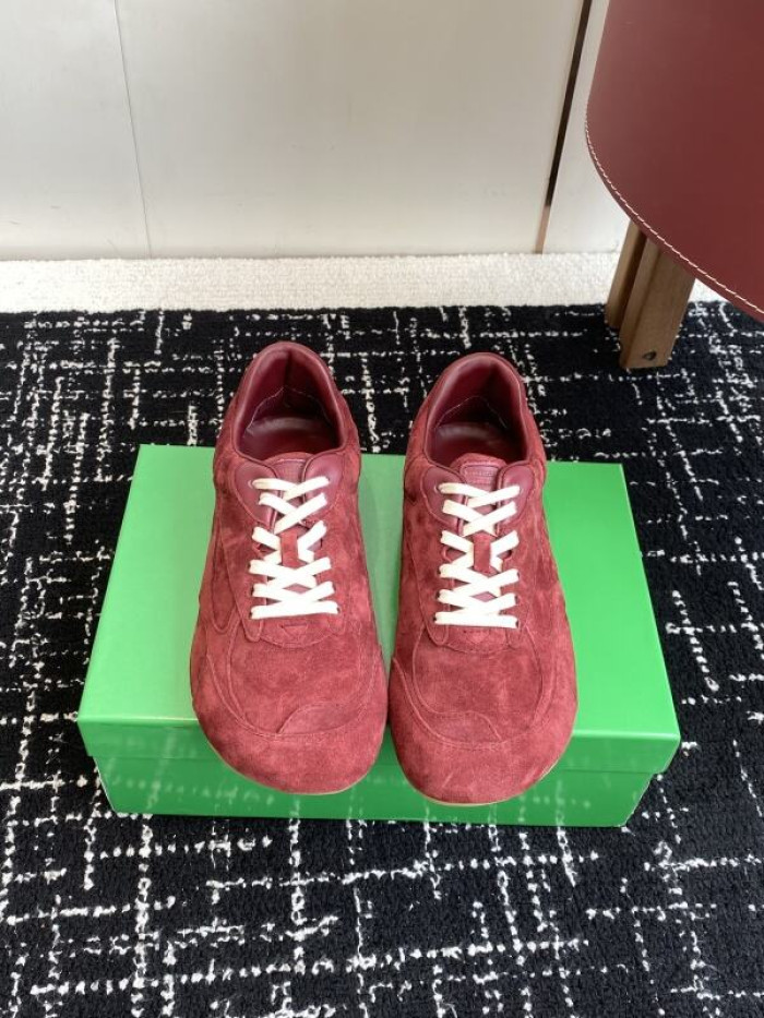 B0tte*a vene*ta orbit sneakers