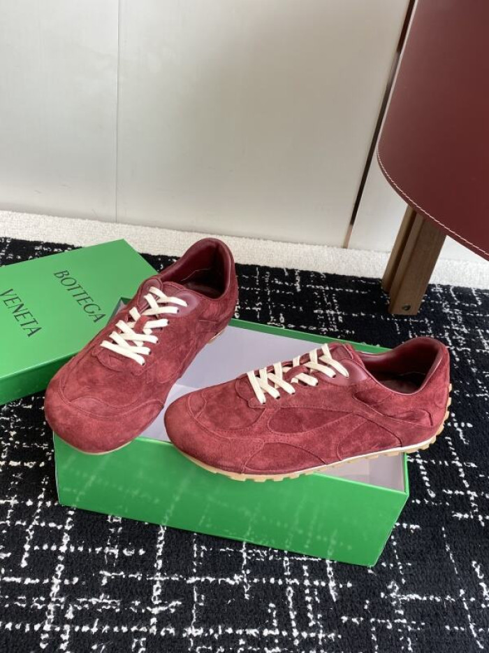 B0tte*a vene*ta orbit sneakers