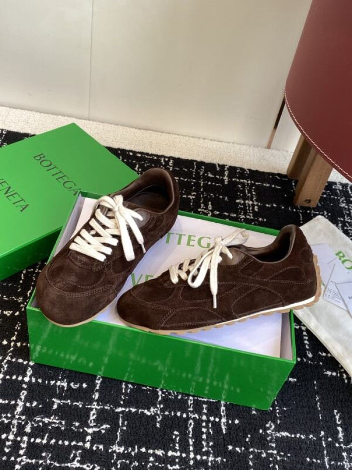 B0tte*a vene*ta orbit sneakers