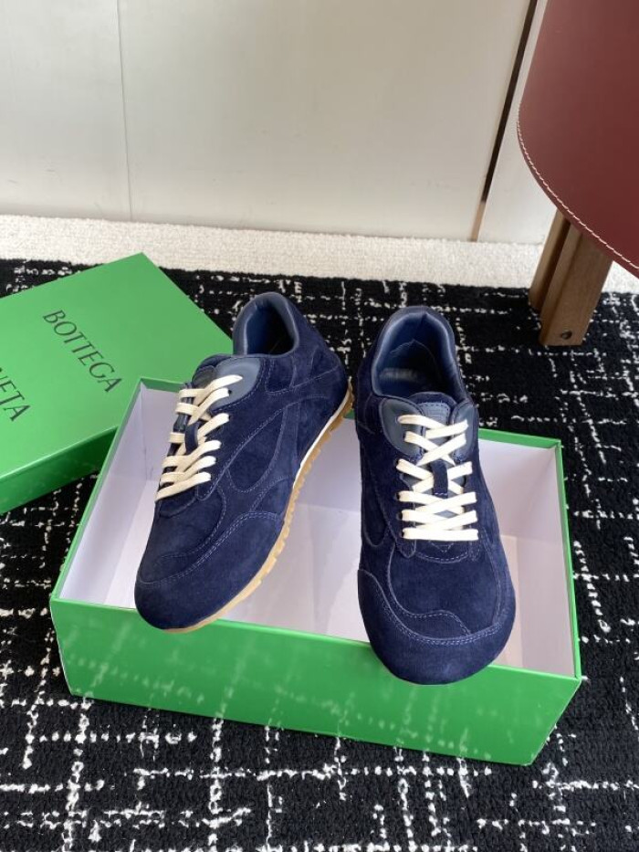 B0tte*a vene*ta orbit sneakers