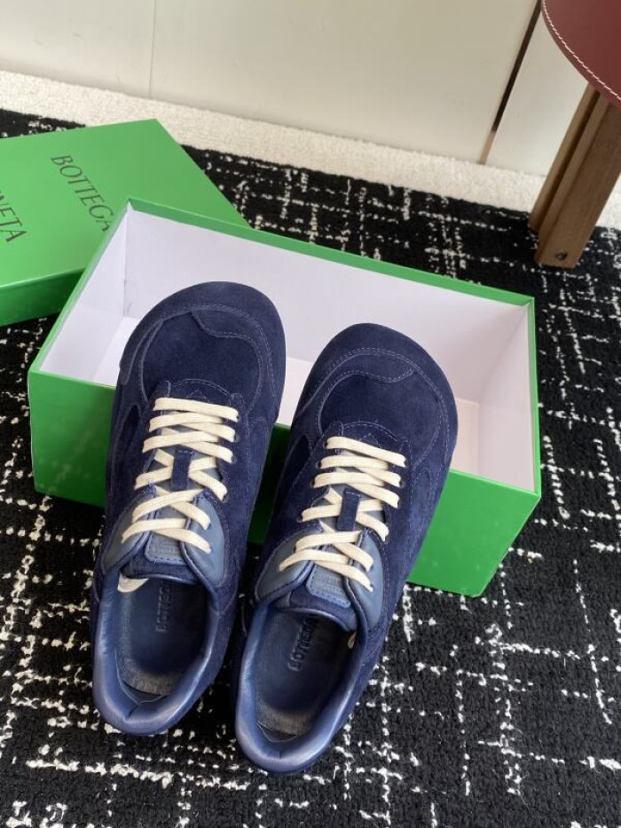 B0tte*a vene*ta orbit sneakers