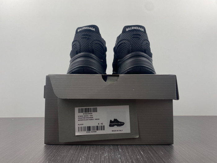 blc* phantom sneaker