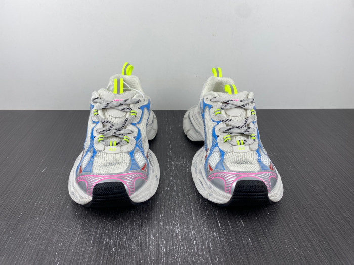 blc* 3xl sneaker