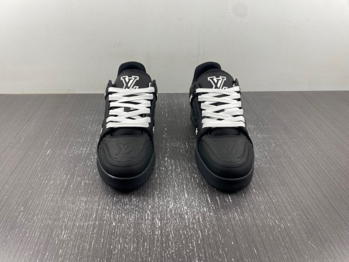 lou1vton trainer