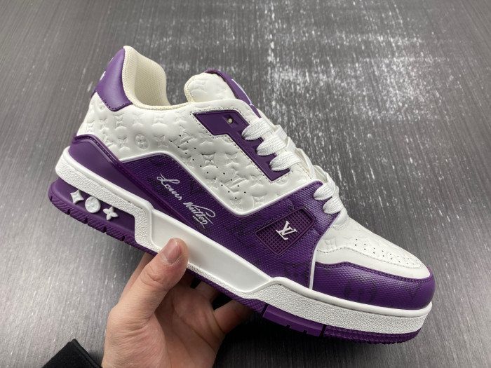 LOU1VTON trainer (EU47)