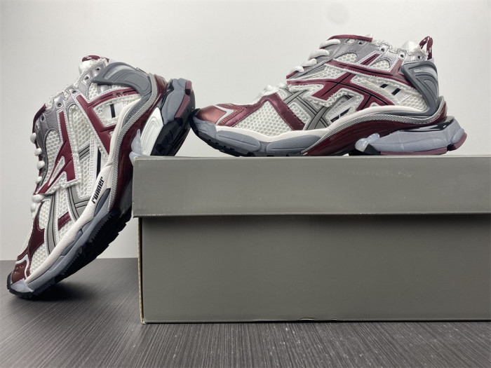 BLCG RUNNER SNEAKER