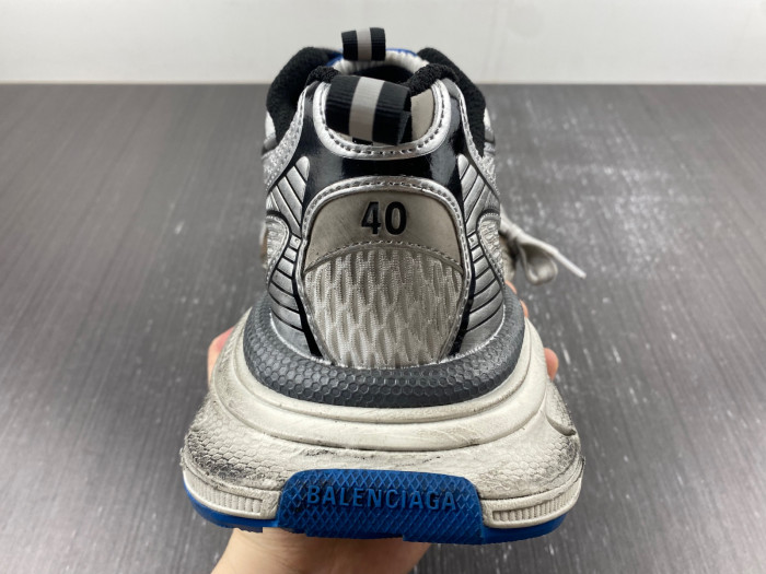 blc* 3xl sneaker