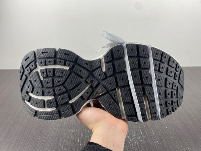 blc* 3xl sneaker