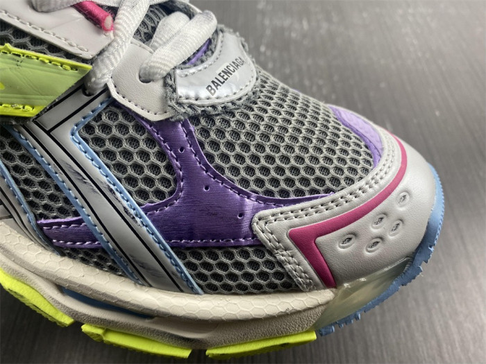 blcg runner sneaker