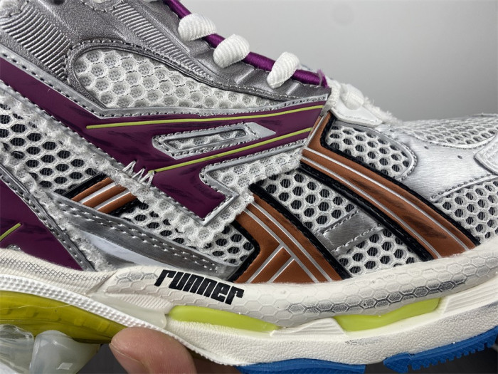 blcg runner sneaker