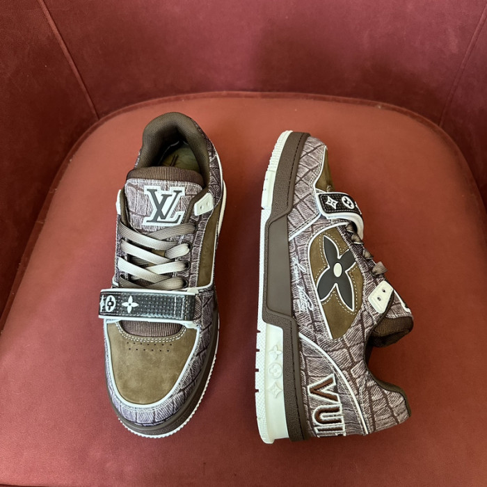 LOU1VTON SNEAKER
