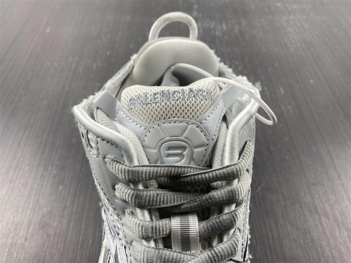 blcg runner sneaker