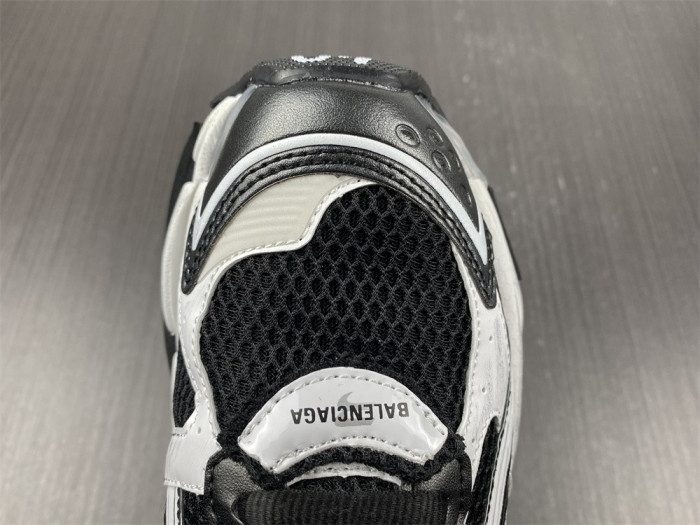 blcg runner sneaker