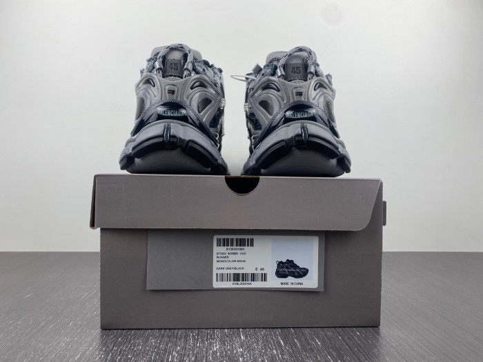blcg runner sneaker