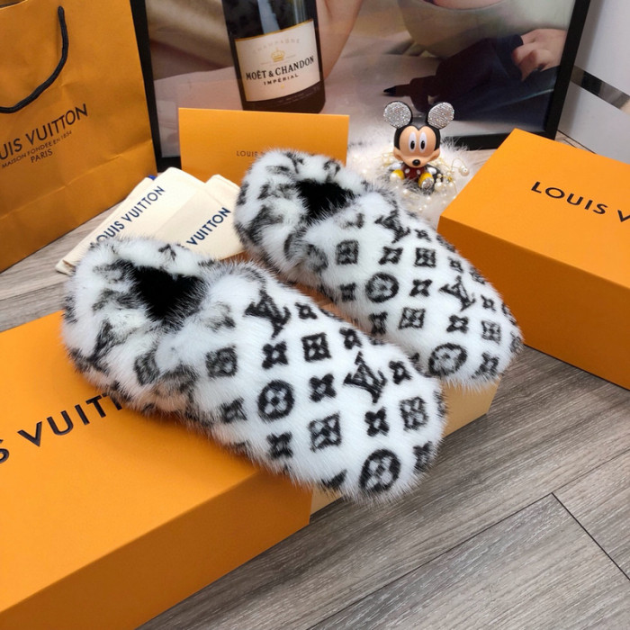 lou1_ton flat mule