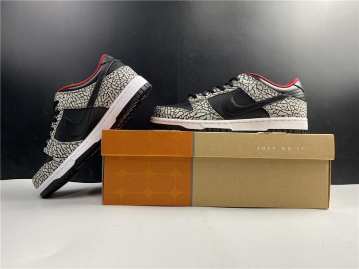 S*pre* x nike sb dunk low pro 