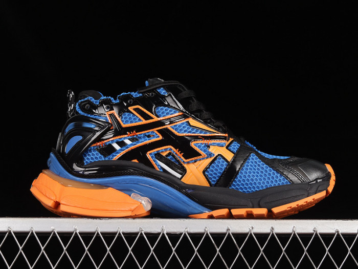 blcg runner sneaker