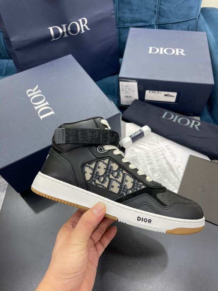 d1or b27 sneaker