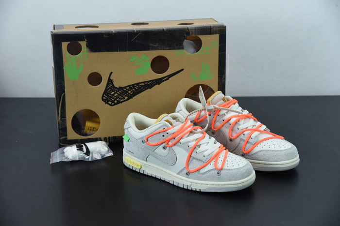 ow x dunk low 