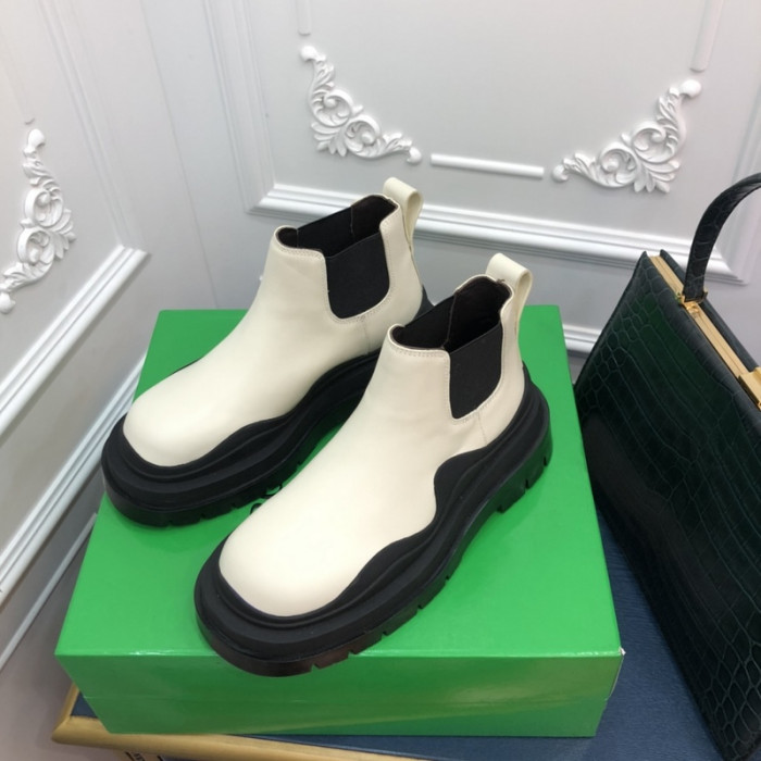 Botteg*Venta Tire Leather Ankle boots