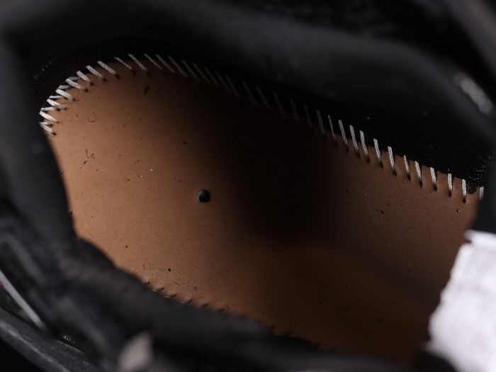 blcg runner sneaker