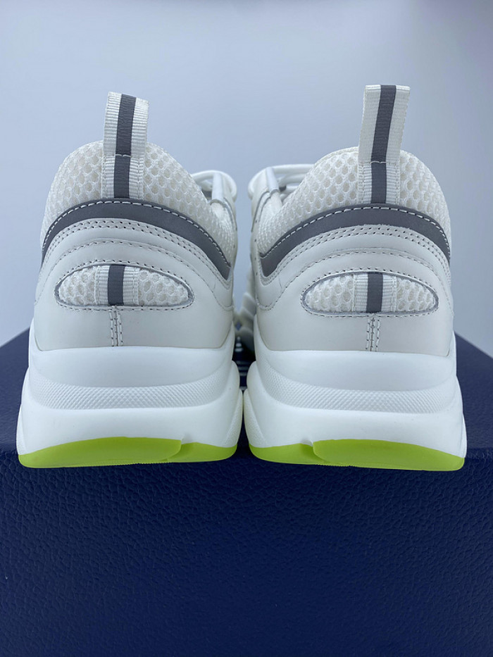 d1or b22 sneaker