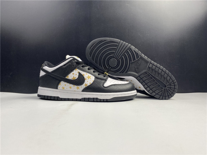 Supre* X Dunk Low OG SB QS 