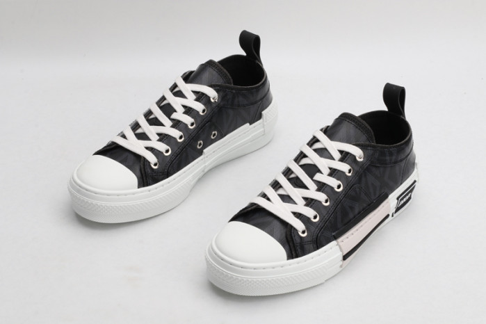 d1or b23 sneaker