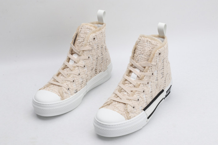 d1or b23 sneaker
