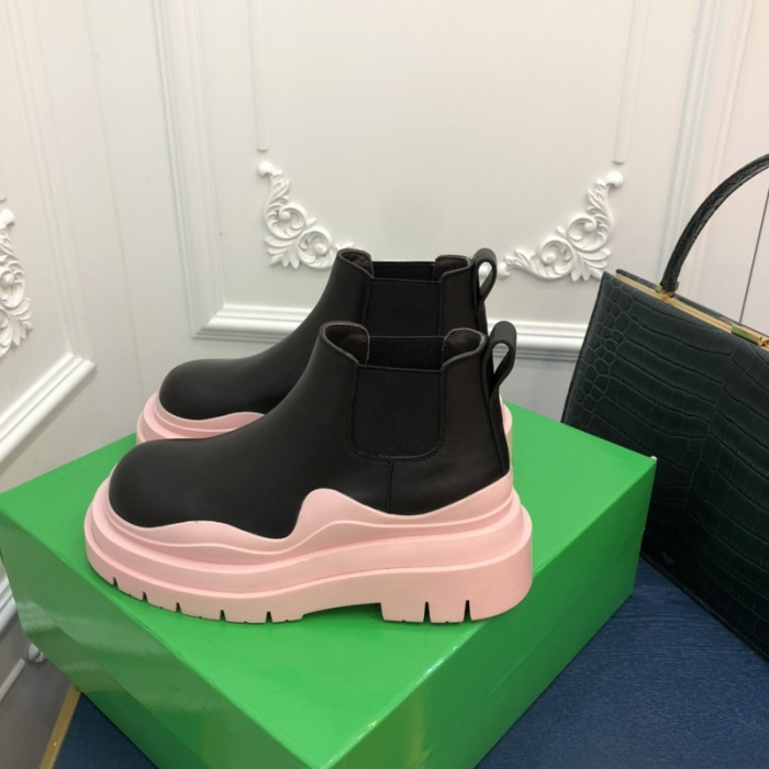 Botteg*Venta Tire Leather Ankle boots