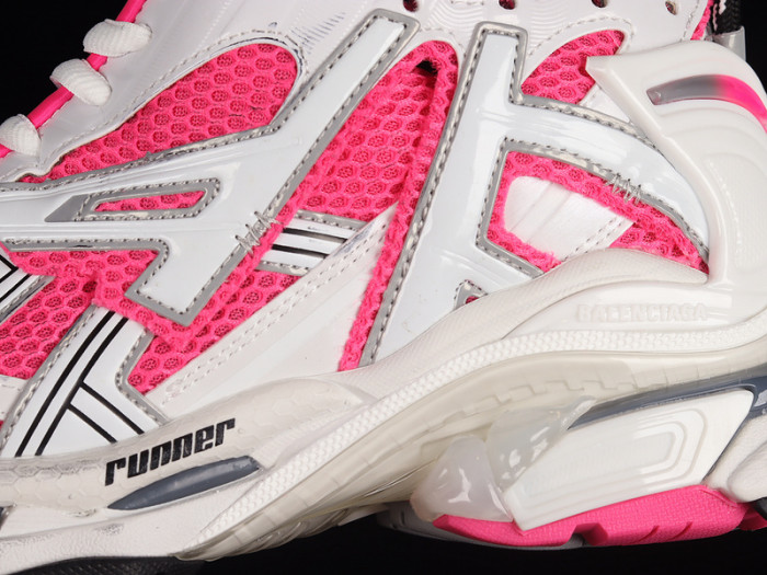blcg runner sneaker