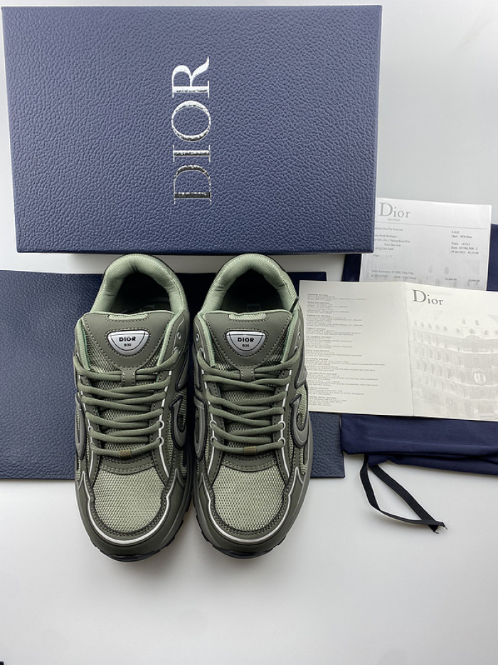 d1or b30 sneaker