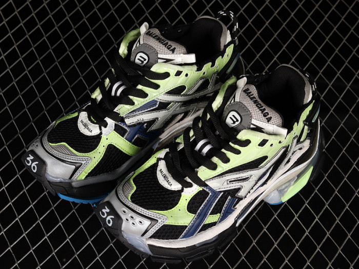 blcg runner sneaker