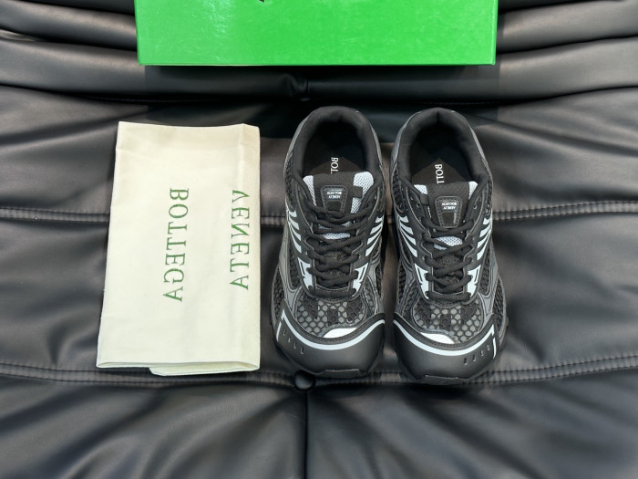 B0tte*a vene*ta orbit sneakers