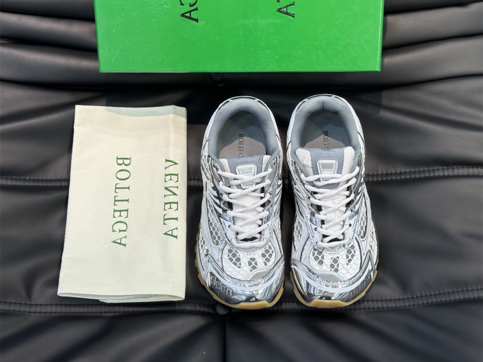 B0tte*a vene*ta orbit sneakers