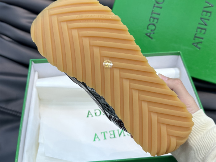 B0tte*a vene*ta orbit sneakers